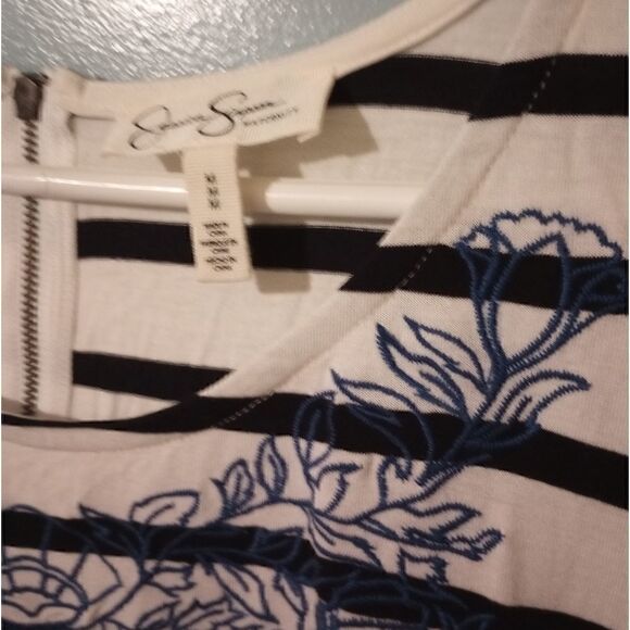 Jessica Simpson striped embroidered maternity top - Picture 5 of 8